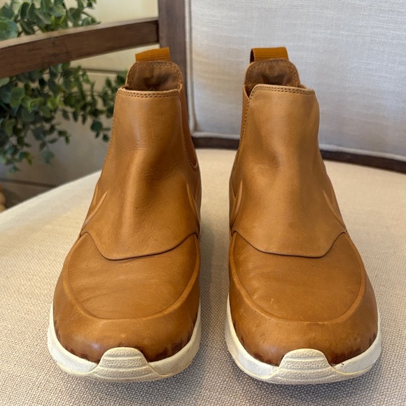 Nike Women's Air Max Thea Leather Slip On Sneakers Tan - Picture 3 of 8